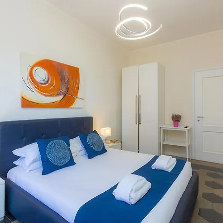 Principe Amedeo By In Apartment *