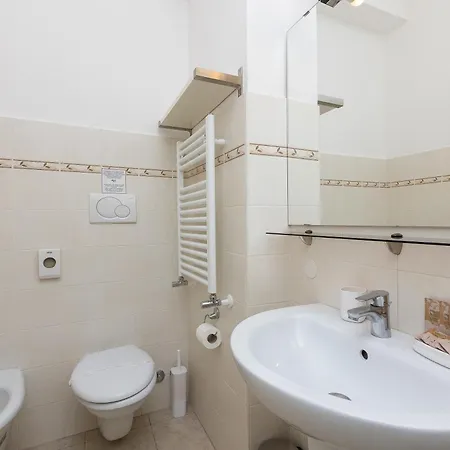 Principe Amedeo By In *